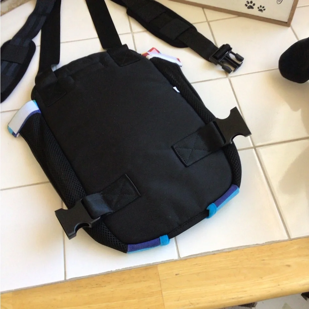 ‘Pawaboo’ Colorful Front-Facing Pet Carrier - Picture 6 of 10